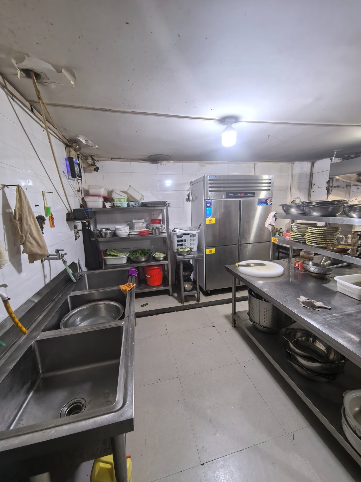 汇川区钦州路方竹笋火锅店整体转让